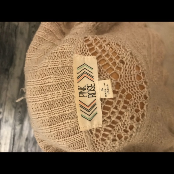 Pink Rose cardigan sweater - Picture 4 of 5